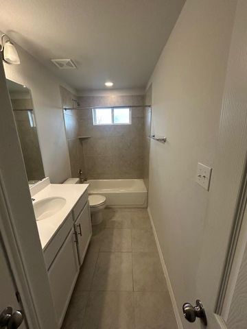 343 Silver Glen DR, Kyle, TX 78640