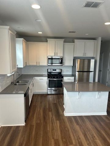 343 Silver Glen DR, Kyle, TX 78640