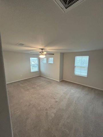 343 Silver Glen DR, Kyle, TX 78640