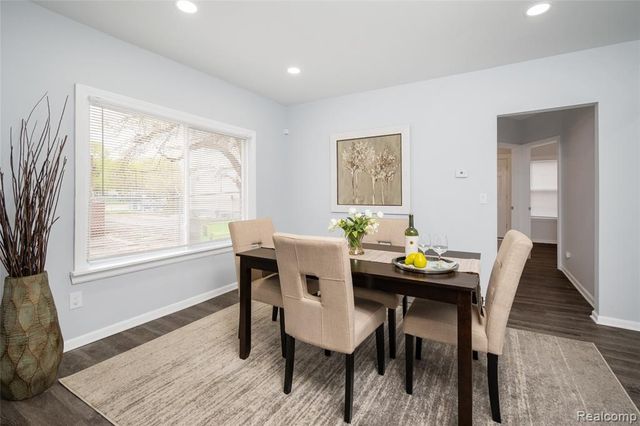 17125 Warrington Drive, Detroit, MI 48221