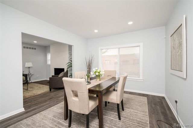 17125 Warrington Drive, Detroit, MI 48221