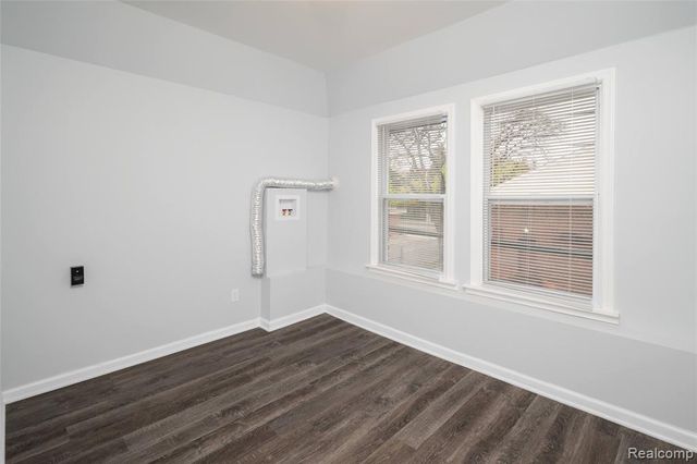 17125 Warrington Drive, Detroit, MI 48221