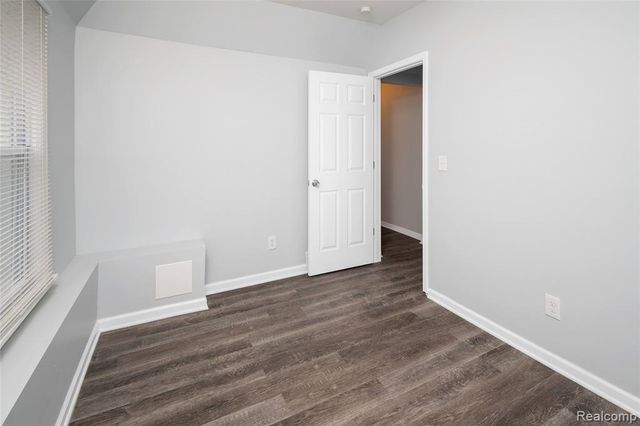 17125 Warrington Drive, Detroit, MI 48221