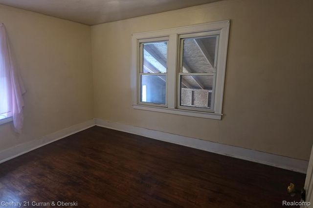 13935 Winthrop St, Detroit, MI 48227