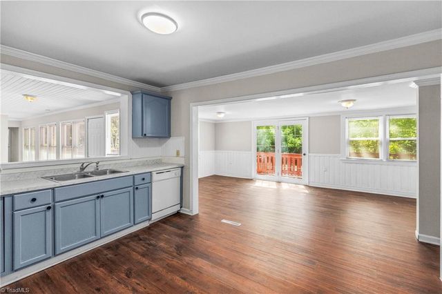 4328 Stokesdale Avenue, Winston-salem, NC 27101