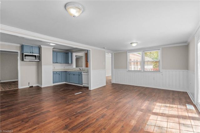 4328 Stokesdale Avenue, Winston-salem, NC 27101