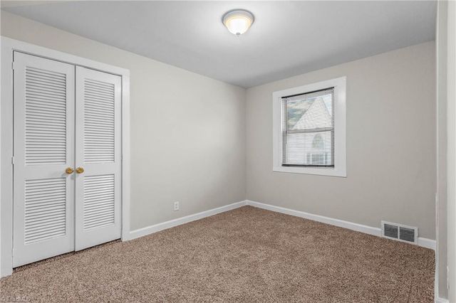4328 Stokesdale Avenue, Winston-salem, NC 27101
