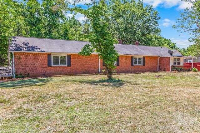 4328 Stokesdale Avenue, Winston-salem, NC 27101
