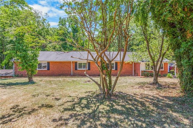 4328 Stokesdale Avenue, Winston-salem, NC 27101