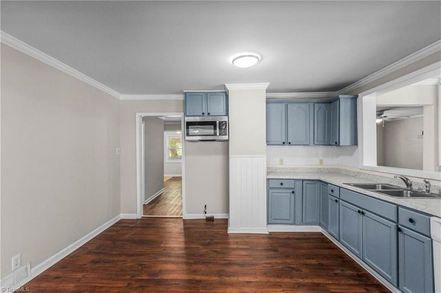 4328 Stokesdale Avenue, Winston-salem, NC 27101