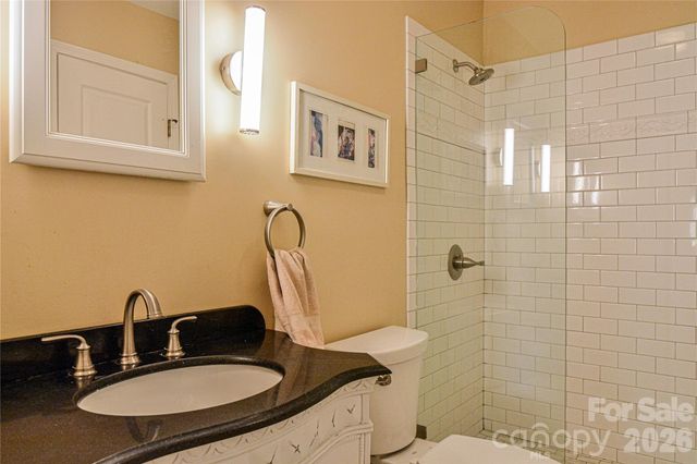 1301 Hyde Park Drive, Asheville, NC 28806