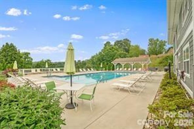 1301 Hyde Park Drive, Asheville, NC 28806