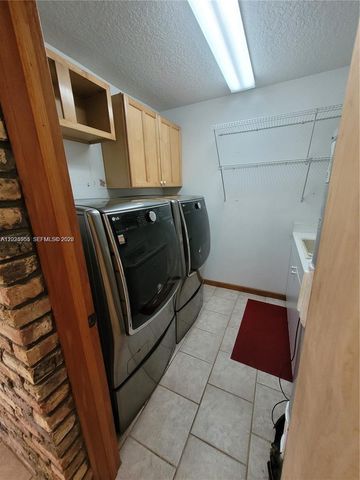7261 140th Avenue N, West Palm Beach, FL 33412