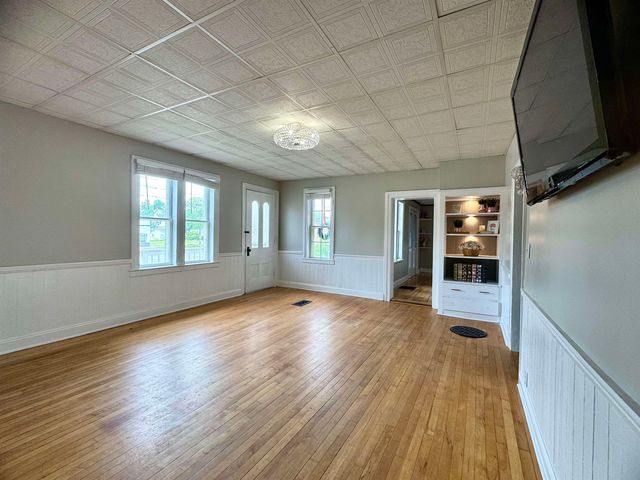20 Canada Street, Swanton, VT 05473