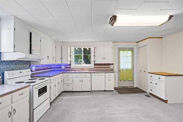 1040 Macedon Center Road, Perinton, NY 14450
