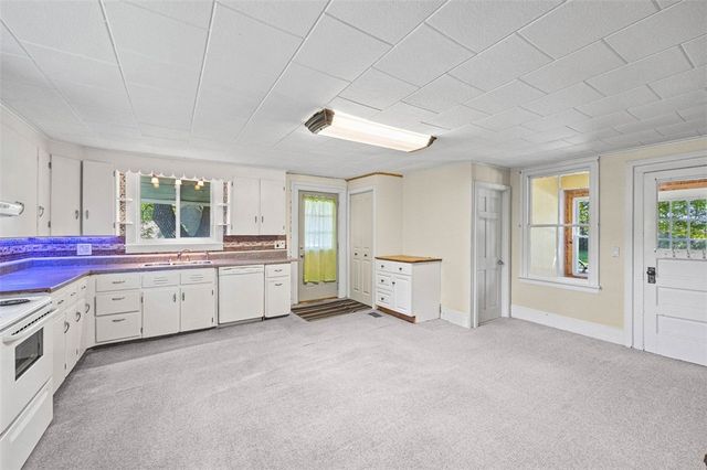 1040 Macedon Center Road, Perinton, NY 14450