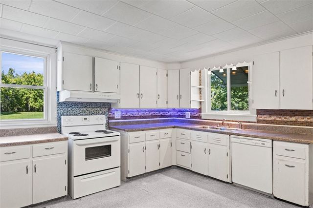 1040 Macedon Center Road, Perinton, NY 14450