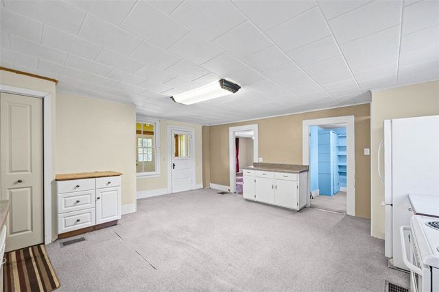 1040 Macedon Center Road, Perinton, NY 14450