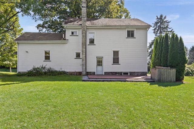 1040 Macedon Center Road, Perinton, NY 14450