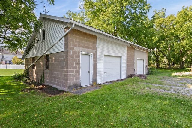 1040 Macedon Center Road, Perinton, NY 14450