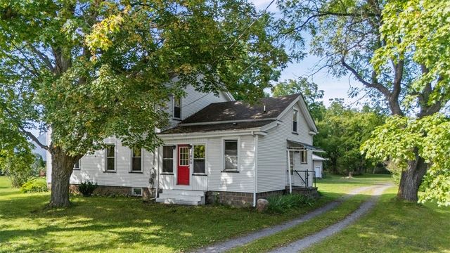1040 Macedon Center Road, Perinton, NY 14450