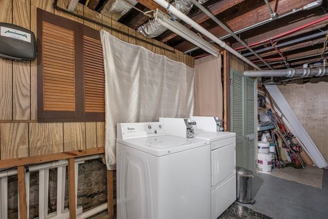 7 Orchard St 1, Newton, MA 02458