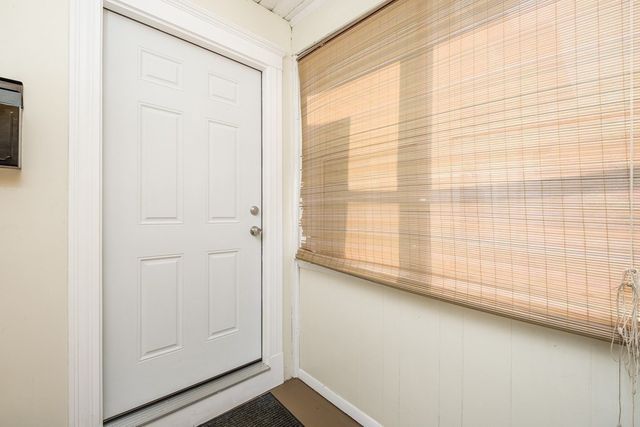 7 Orchard St 1, Newton, MA 02458