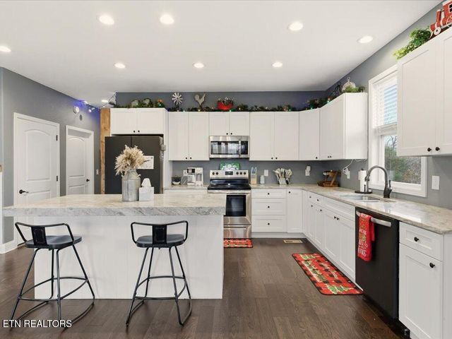 284 Woodstock Drive, Rutledge, TN 37861