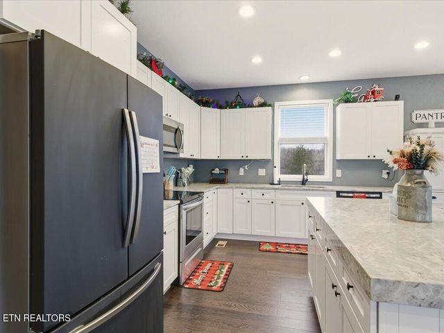 284 Woodstock Drive, Rutledge, TN 37861