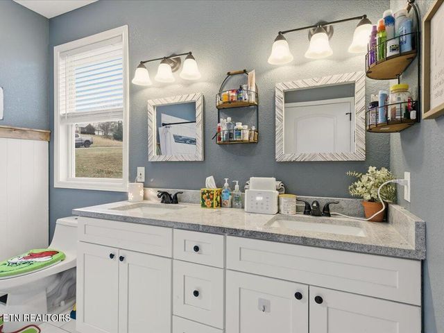 284 Woodstock Drive, Rutledge, TN 37861