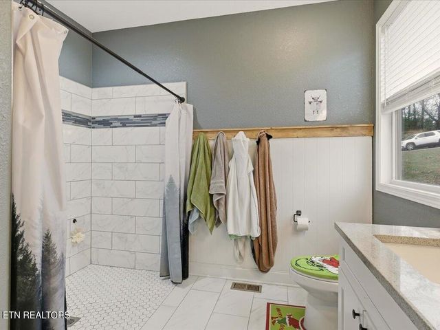 284 Woodstock Drive, Rutledge, TN 37861