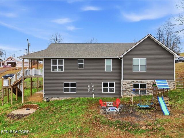284 Woodstock Drive, Rutledge, TN 37861