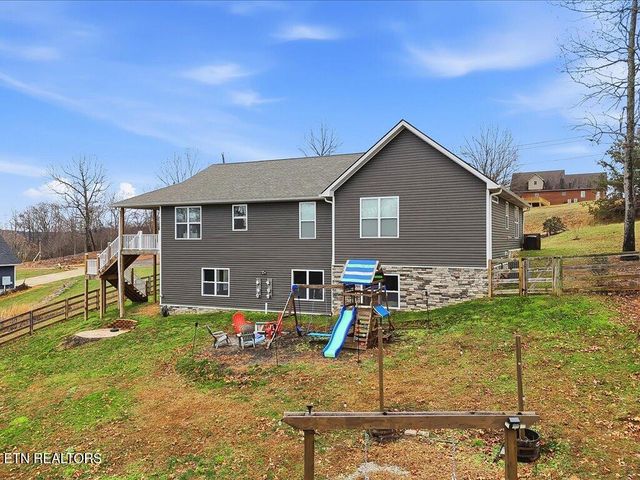284 Woodstock Drive, Rutledge, TN 37861