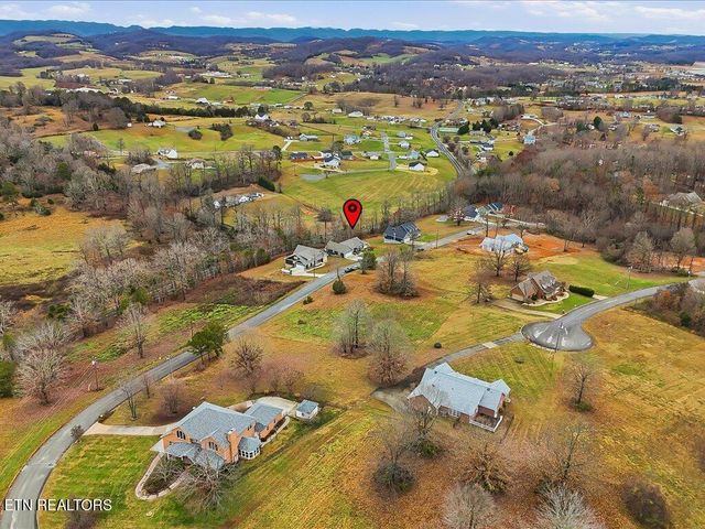 284 Woodstock Drive, Rutledge, TN 37861