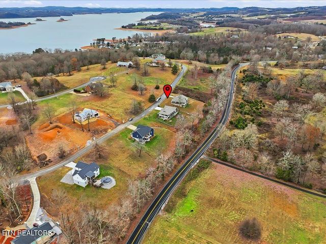 284 Woodstock Drive, Rutledge, TN 37861