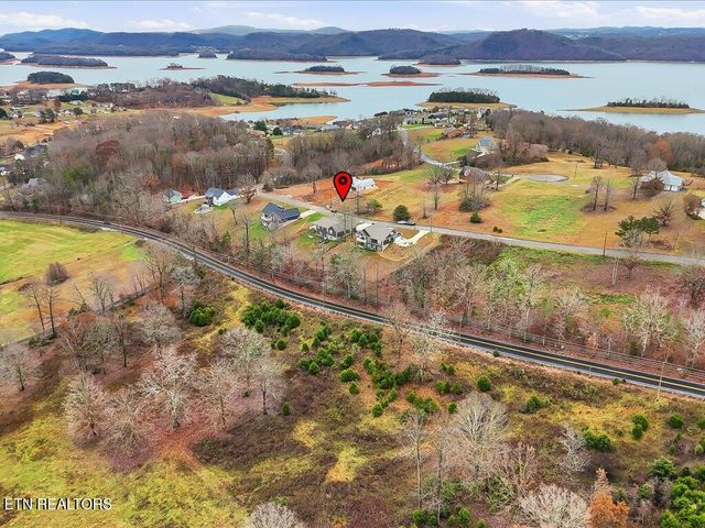 284 Woodstock Drive, Rutledge, TN 37861