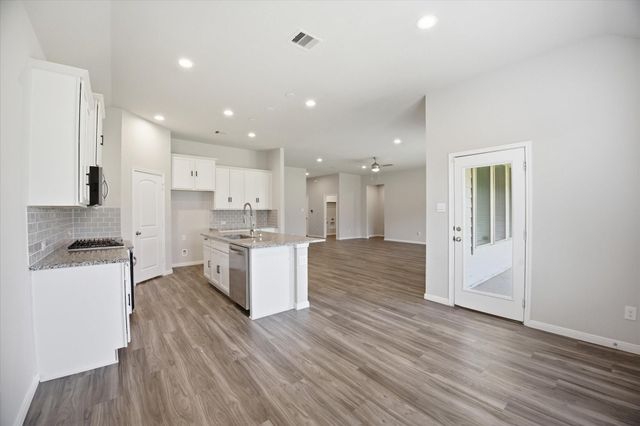 31122 Gullwing Manor Drive, Tomball, TX 77375