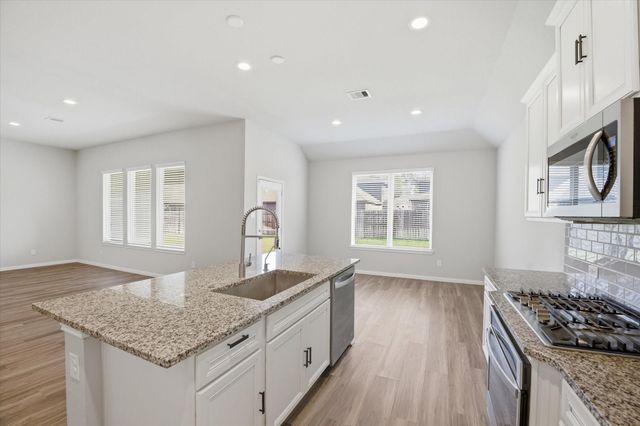 31122 Gullwing Manor Drive, Tomball, TX 77375