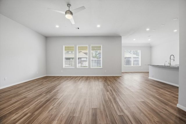 31122 Gullwing Manor Drive, Tomball, TX 77375