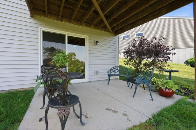 1654 Saint Annes Court, Florence, KY 41042