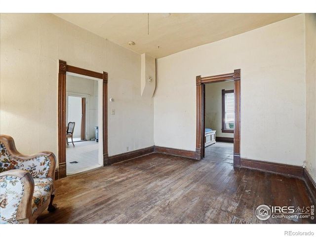 189 S Washington Avenue, Loveland, CO 80537