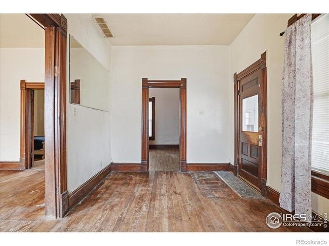 189 S Washington Avenue, Loveland, CO 80537