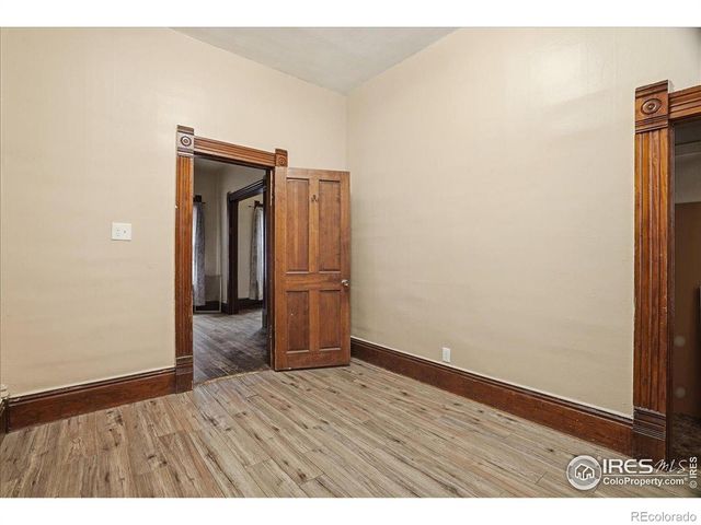 189 S Washington Avenue, Loveland, CO 80537