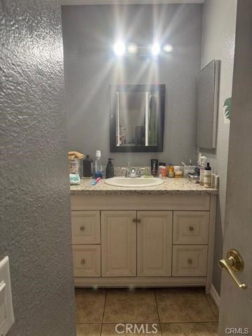 10555 Elm Ave, Bloomington, CA 92316