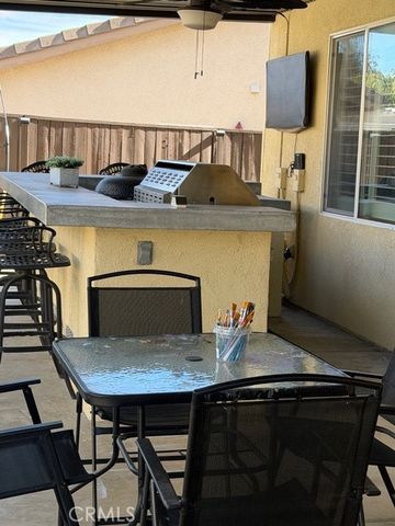 10555 Elm Ave, Bloomington, CA 92316