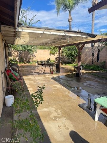 10555 Elm Ave, Bloomington, CA 92316