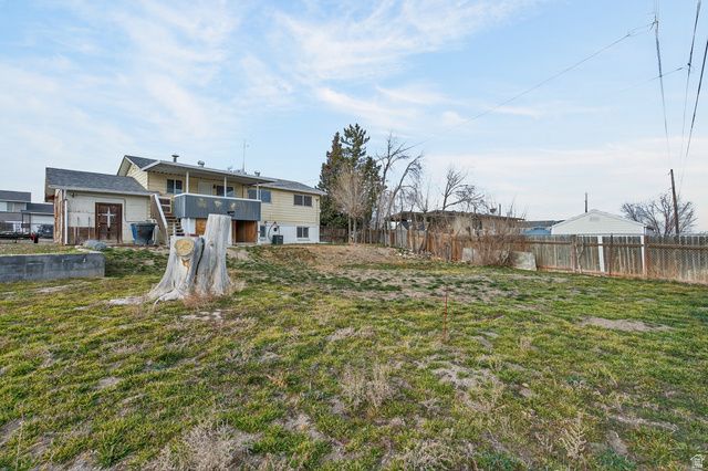 4905 S SOUTHRIDGE DR, Taylorsville, UT 84129