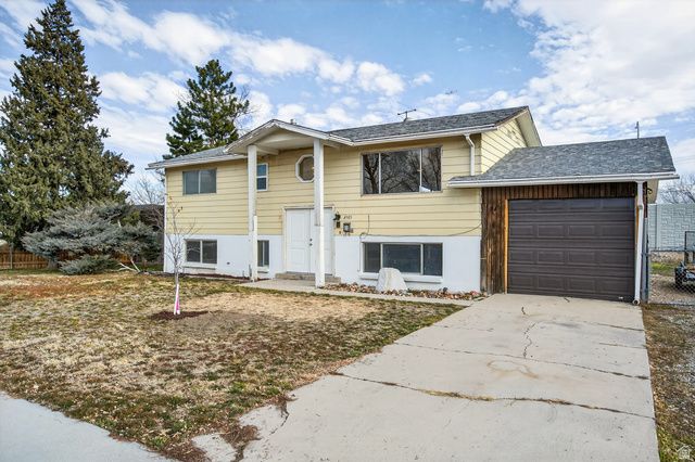 4905 S SOUTHRIDGE DR, Taylorsville, UT 84129