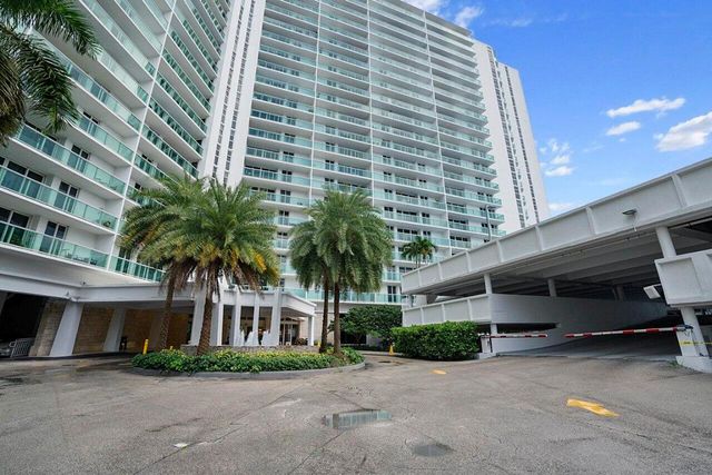 100 Bayview Drive 215, Sunny Isles Beach, FL 33160