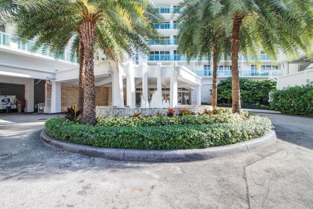 100 Bayview Drive 215, Sunny Isles Beach, FL 33160